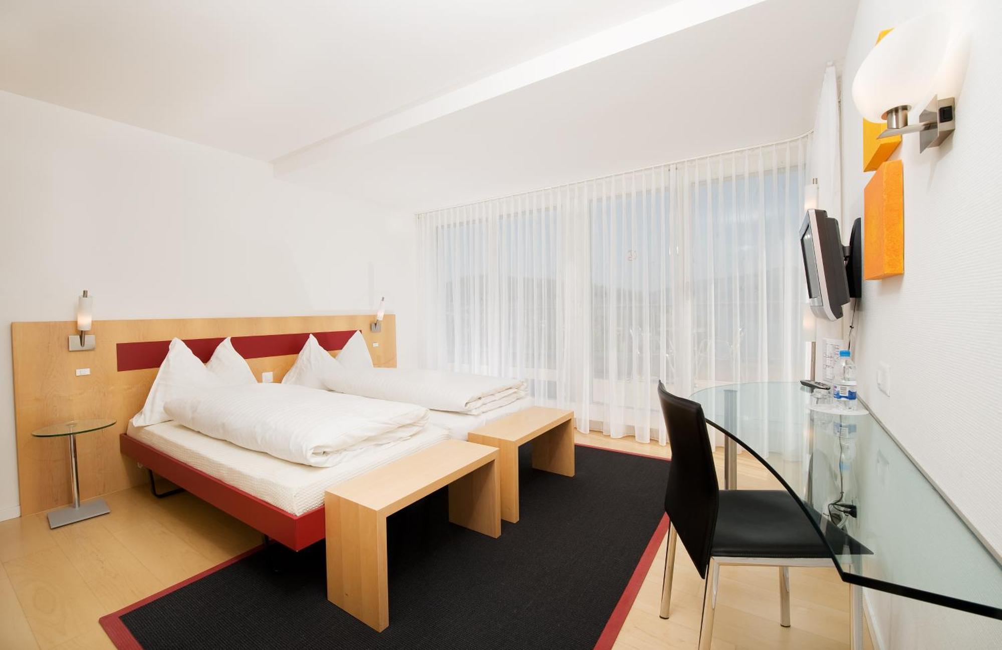 Hotel Seaside Spiez Extérieur photo