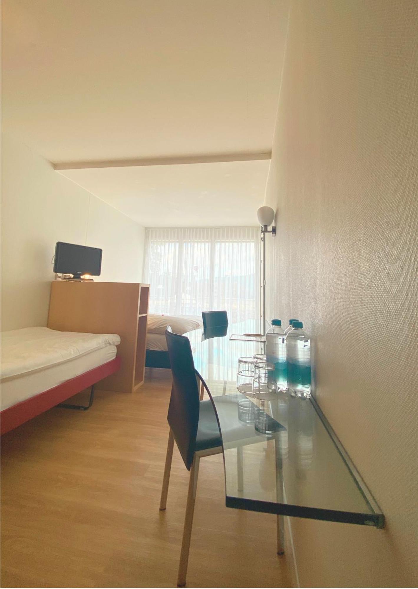 Hotel Seaside Spiez Extérieur photo